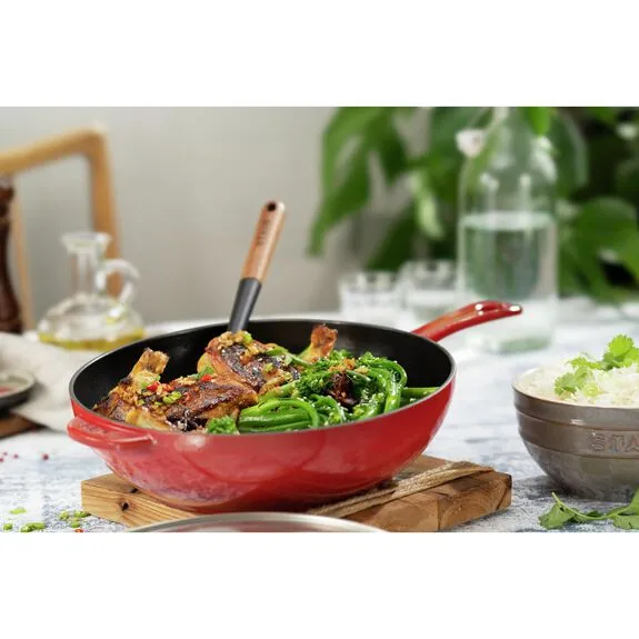 STAUB Cast Iron Frying Pan - 26cm / Cherry